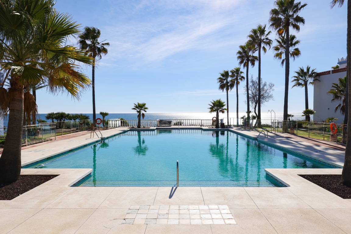 115 M² Apartamento ∙ 2 Habitaciones ∙ 5 Huéspedes - Manilva