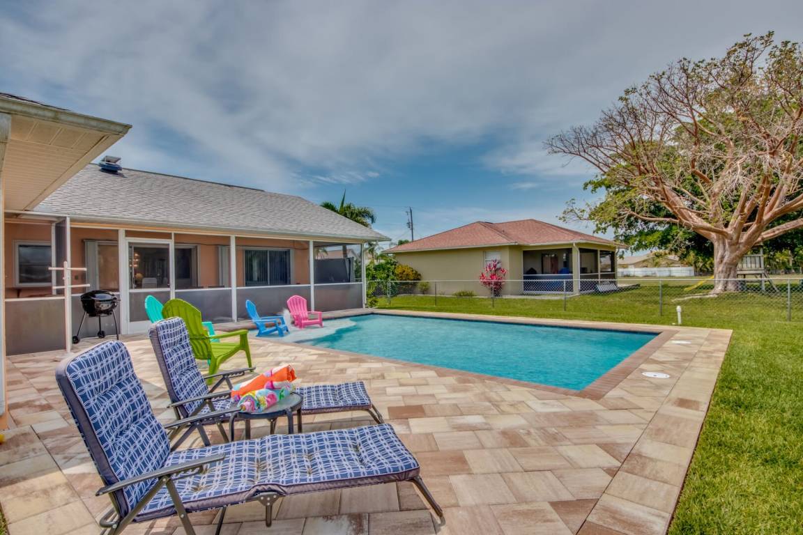 274 M² House ∙ 6 Bedrooms ∙ 12 Guests - Cape Coral, FL
