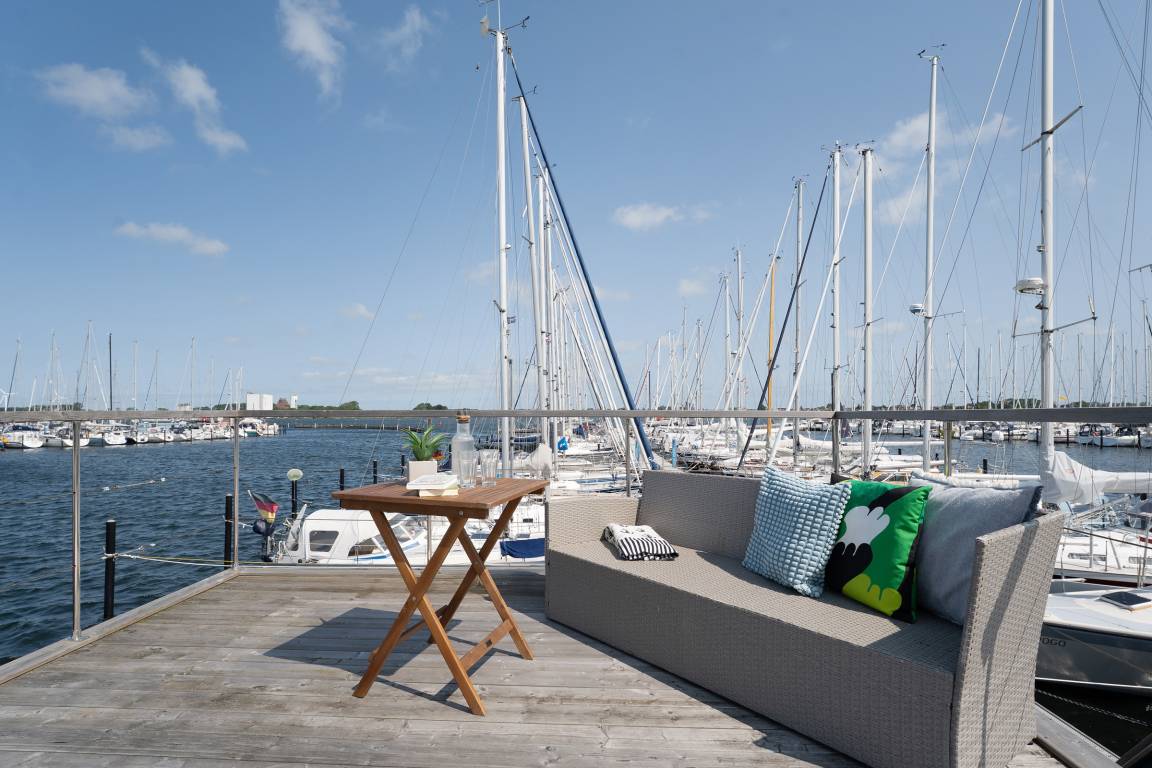 60 m² Hausboot ∙ 2 Schlafzimmer ∙ 3 Gäste – Bild 2