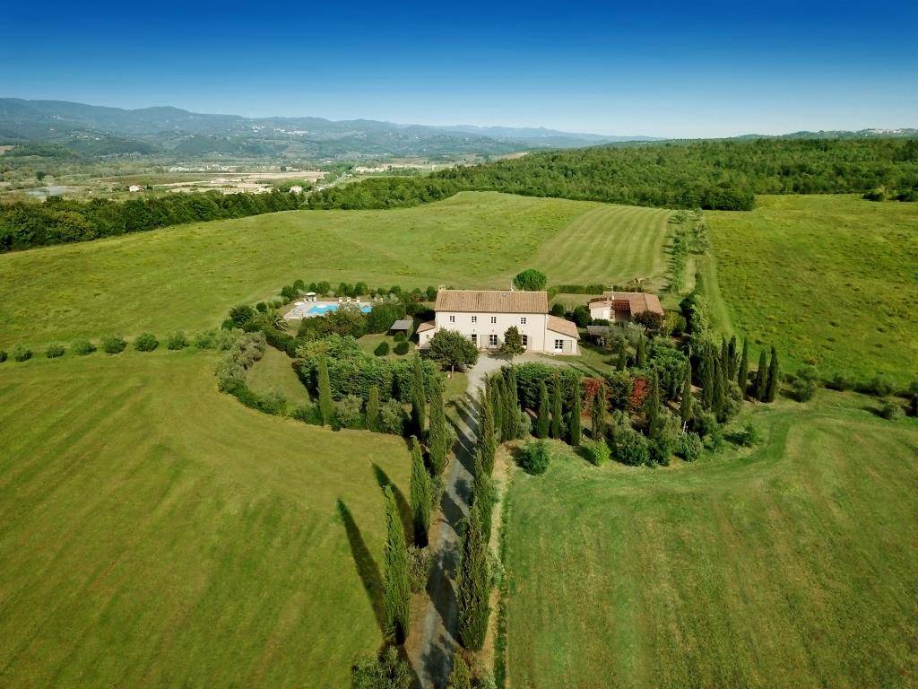 350 M² Casa Rural ∙ 11 Habitaciones ∙ 22 Huéspedes - Bolgheri