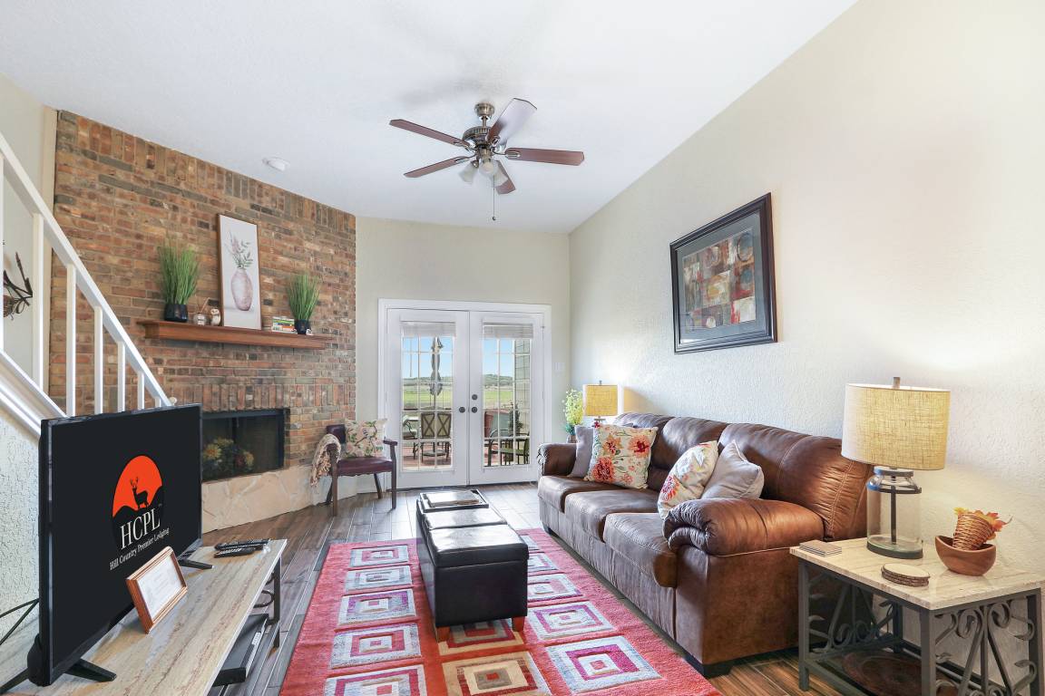 102 M² Maisonette ∙ 2 Bedrooms ∙ 4 Guests - Canyon Lake, TX