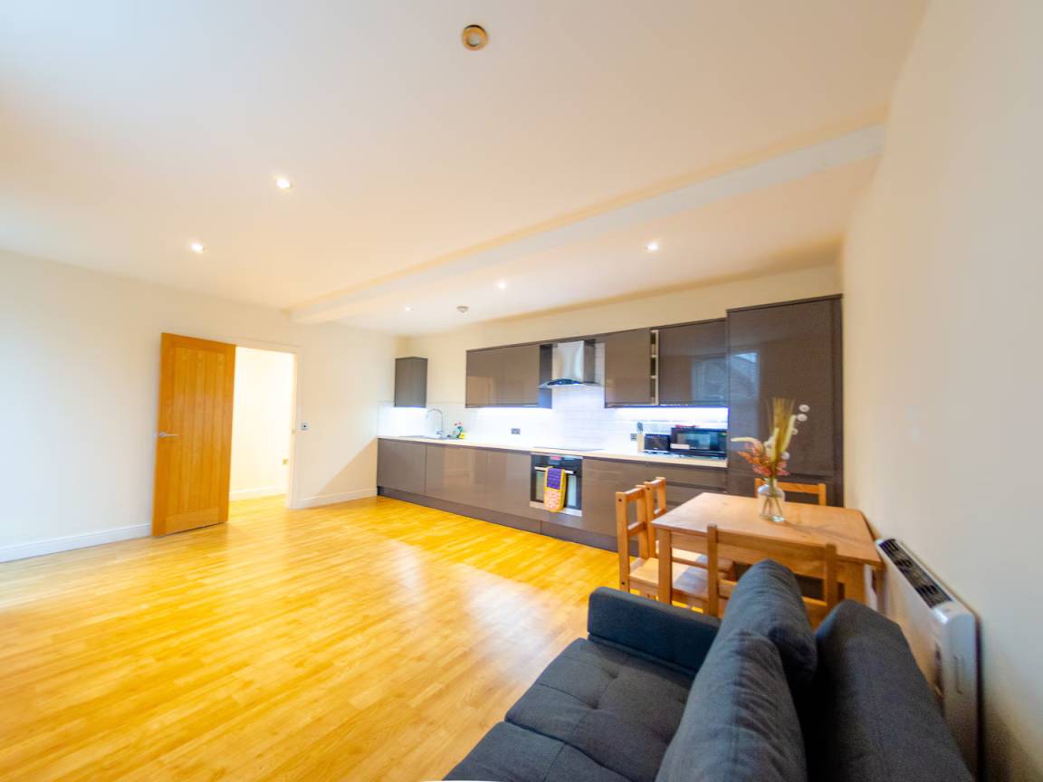 House ∙ 2 Bedrooms ∙ 6 Guests - Essex