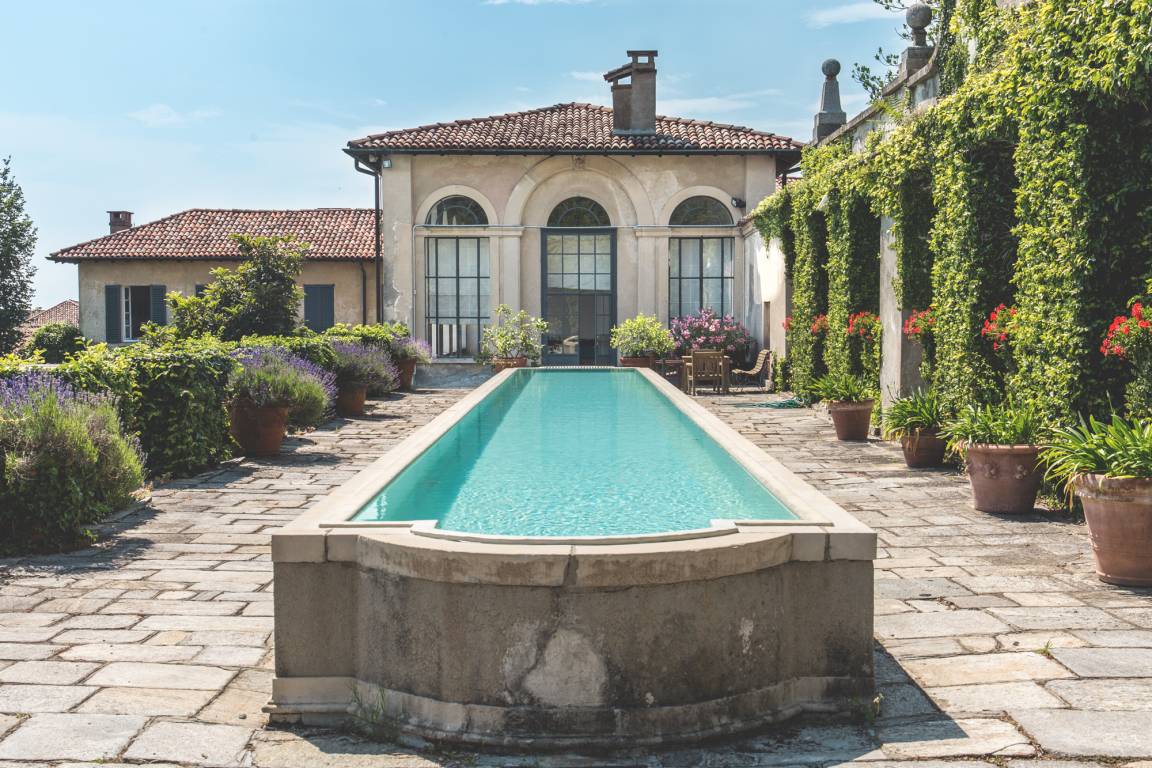 450 M² Villa ∙ 4 Schlafzimmer ∙ 8 Gäste - Varese