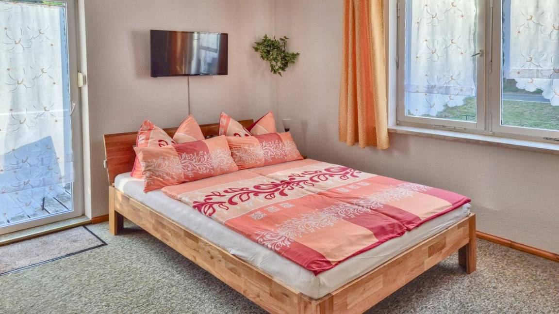 35 M² Ferienhaus ∙ 1 Schlafzimmer ∙ 2 Gäste - Hildburghausen