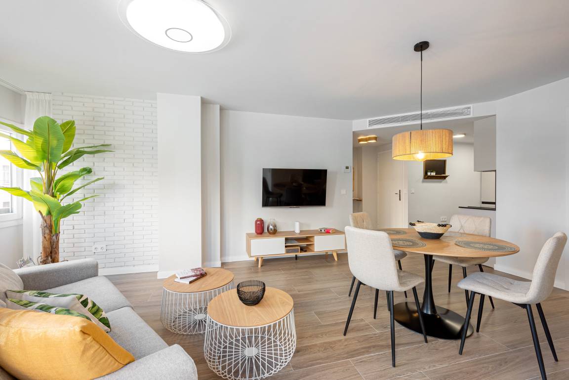 65 M² Apartment ∙ 2 Bedrooms ∙ 4 Guests - Malaga, Espagne