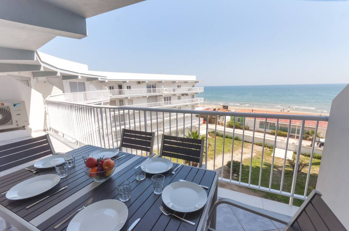 108 M² Ferienwohnung ∙ 3 Schlafzimmer ∙ 6 Gäste - Miramar, España