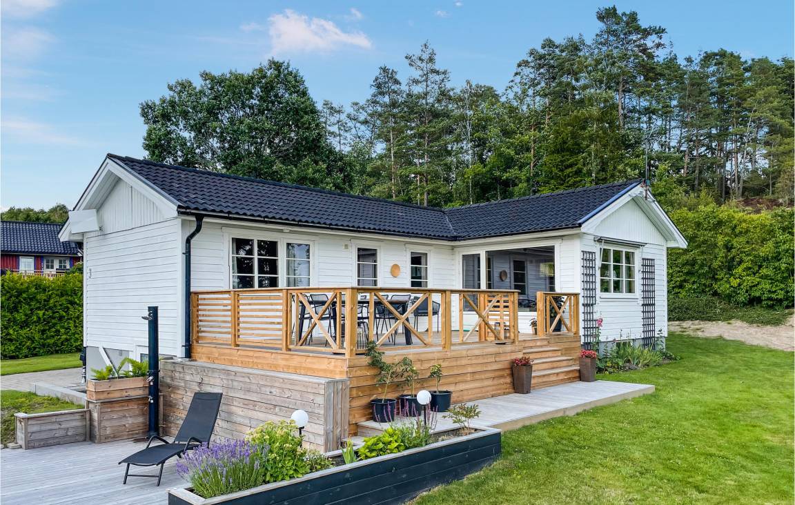 66 M² Hus ∙ 2 Sovrum ∙ 6 Gäster - Munkedal