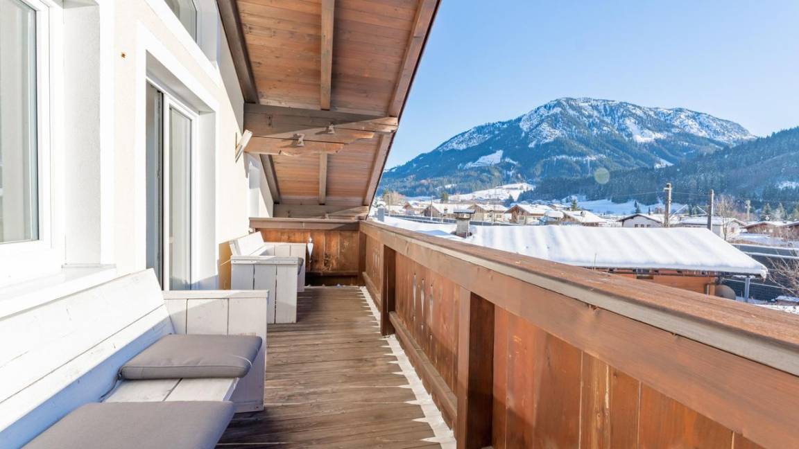 106 M² Apartment ∙ 3 Bedrooms ∙ 8 Guests - Brixen im Thale