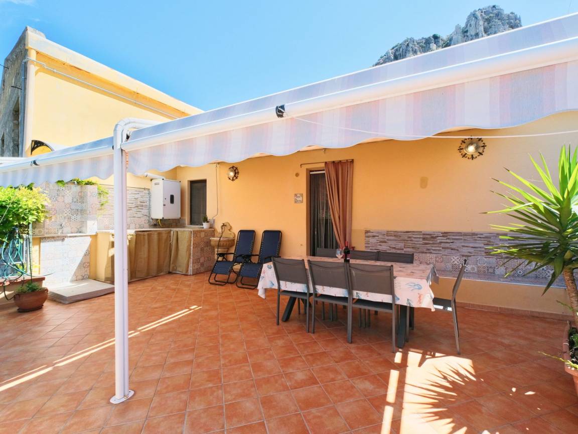60 M² Apartment ∙ 2 Bedrooms ∙ 5 Guests - Cefalù