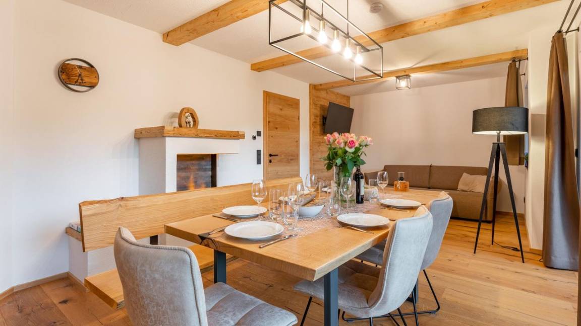 105 M² Ferienwohnung ∙ 3 Schlafzimmer ∙ 8 Gäste - Katschberg