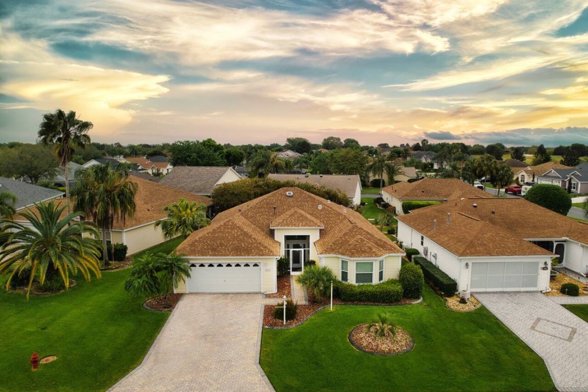 181 M² House ∙ 3 Bedrooms ∙ 6 Guests - The Villages, FL
