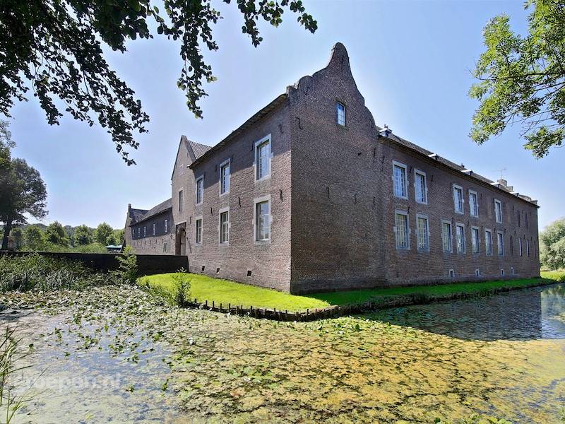 Maison De Vacances ∙ 12 Chambres ∙ 24 Personnes - Sittard