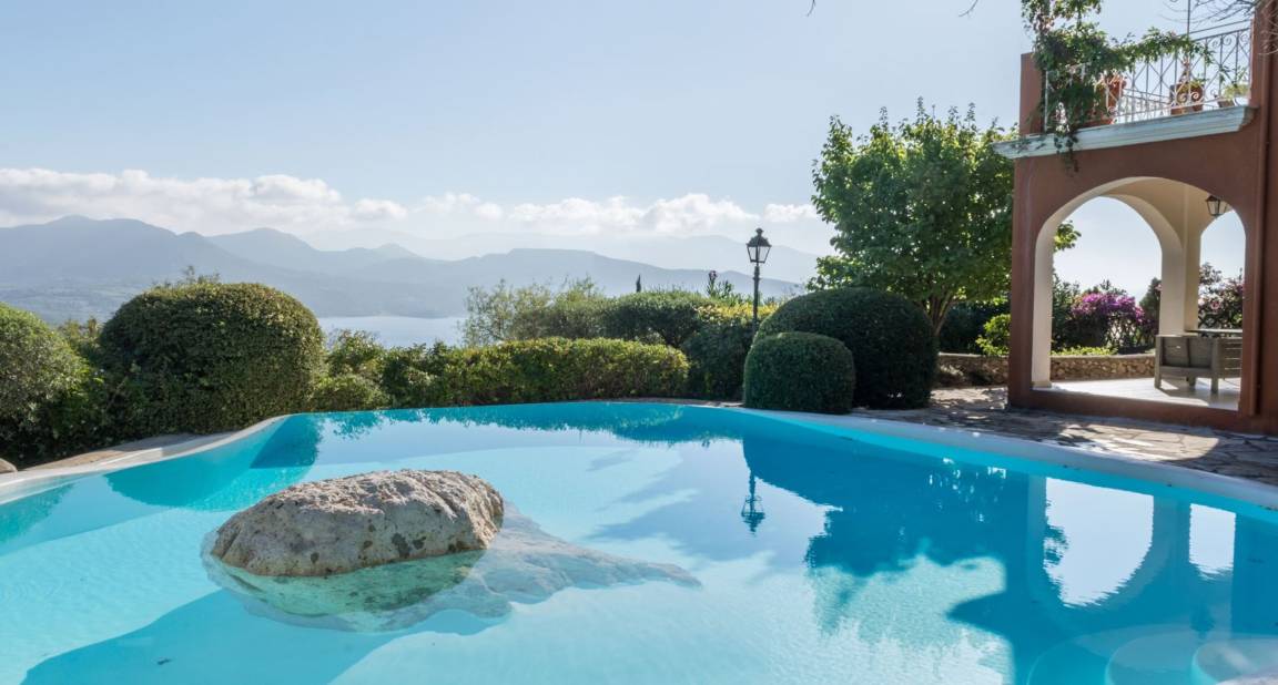 110 M² Apartment ∙ 3 Bedrooms ∙ 6 Guests - Lefkada