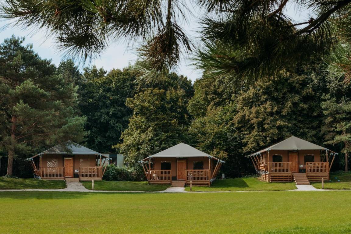 125 M² Chalet ∙ 6 Bedrooms ∙ 18 Guests - Amersfoort