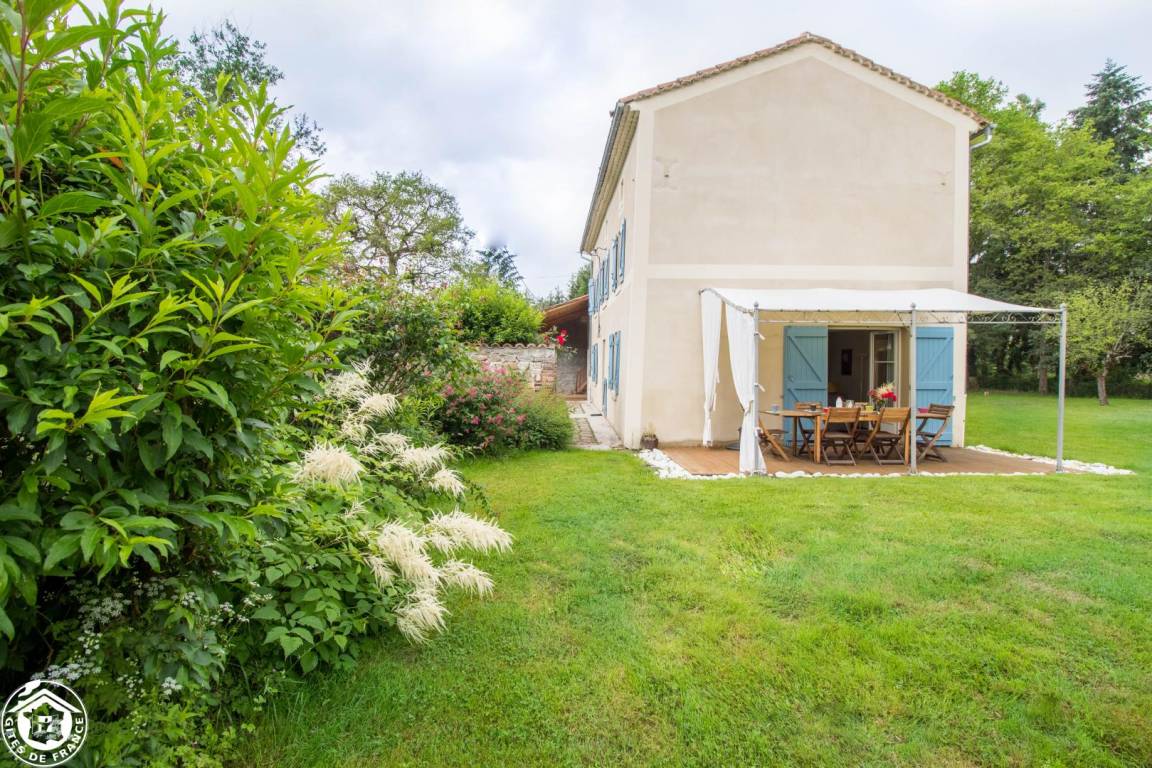 138 M² Gîte ∙ 4 Chambres ∙ 8 Personnes - Lezoux