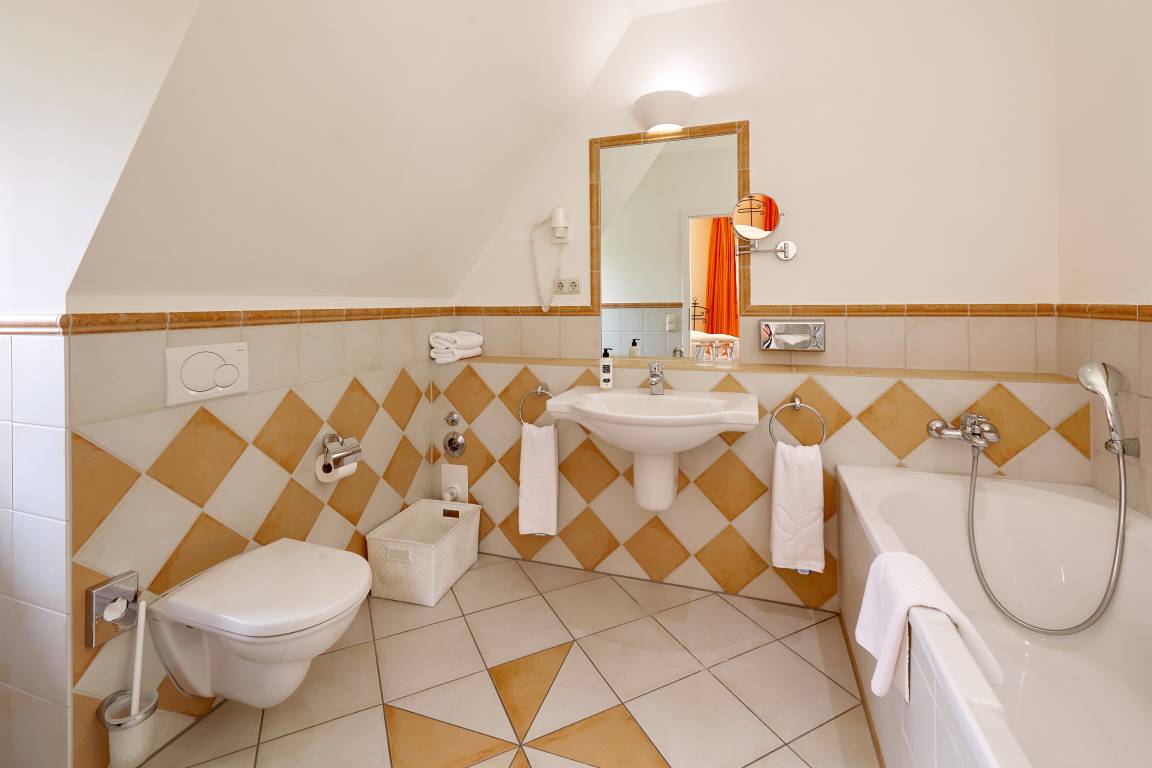 60 m² Ferienwohnung ∙ 2 Schlafzimmer ∙ 4 Gäste – Bild 4