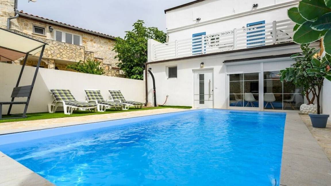 145 M² Casa Vacanza ∙ 3 Camere Da Letto ∙ 8 Ospiti - Parenzo