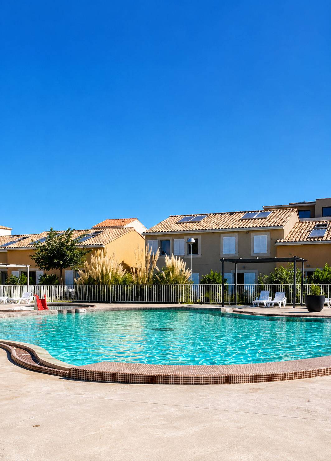 Hotel ∙ 2 Bedrooms ∙ 6 Guests - Perpignan