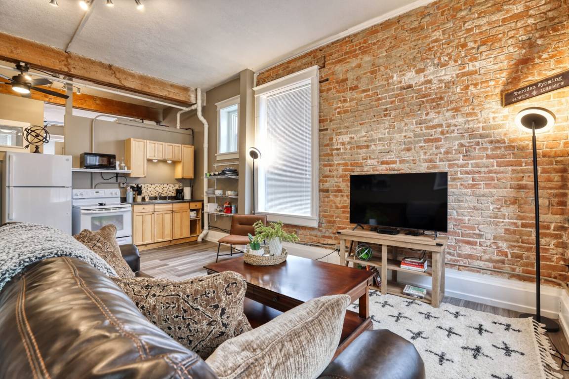 149 M² Apartment ∙ 2 Bedrooms ∙ 8 Guests - Sheridan, WY