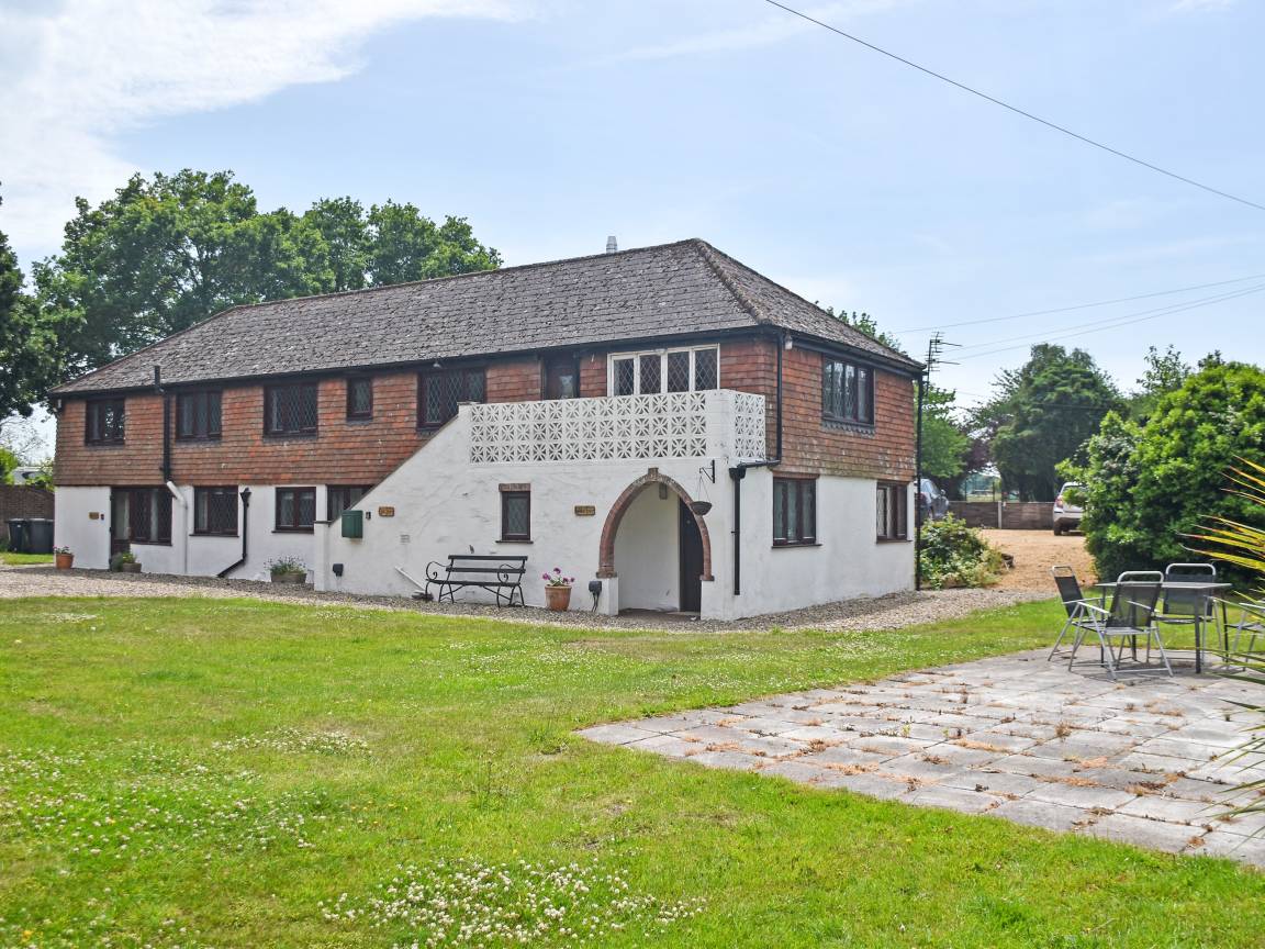 Cottage ∙ 2 Bedrooms ∙ 4 Guests - Hemsby