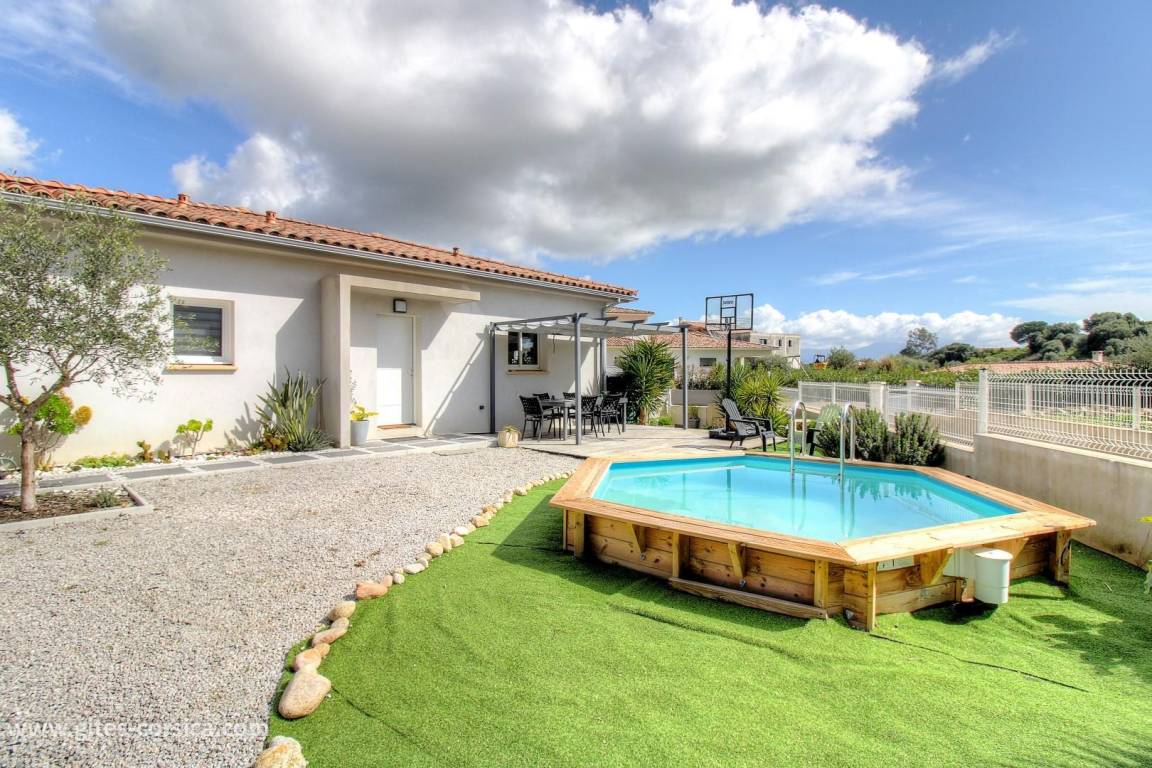 100 m&sup2; G&icirc;te 3 Schlafzimmer 6 G&auml;ste