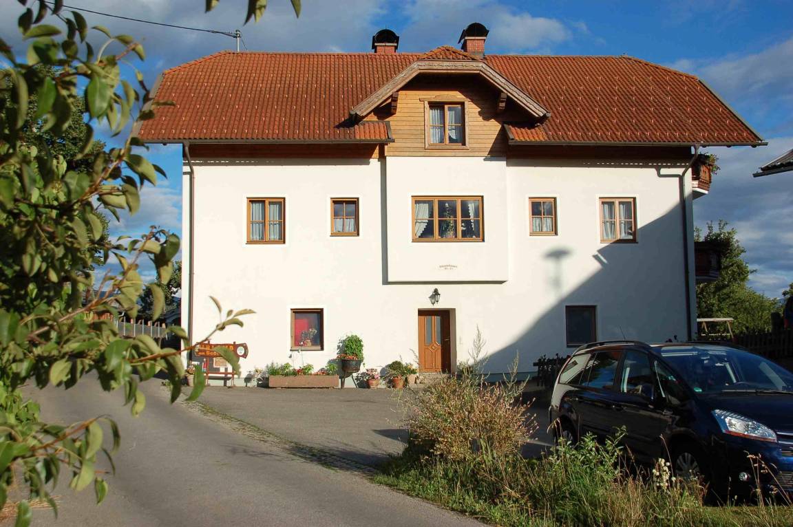 40 M² Ferienwohnung ∙ 1 Schlafzimmer ∙ 4 Gäste - Millstatt
