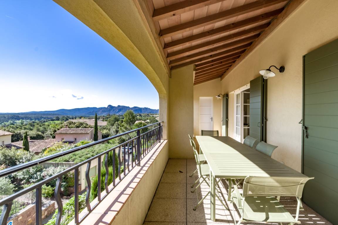 110 M² Appartement ∙ 3 Chambres ∙ 6 Personnes - Draguignan