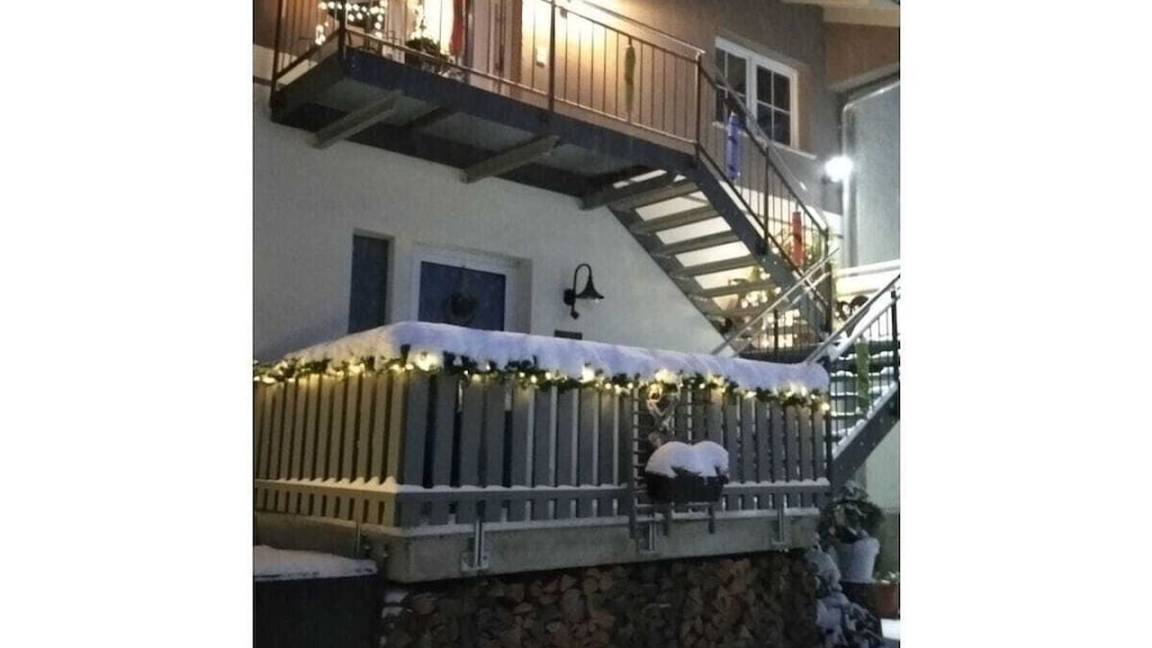 90 M² Ferienhaus ∙ 2 Schlafzimmer ∙ 6 Gäste - Bodenmais
