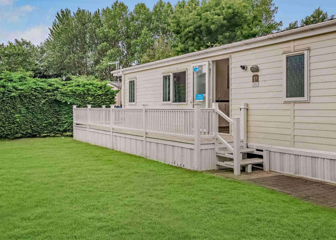 Chalet ∙ 3 Bedrooms ∙ 6 Guests - Shanklin