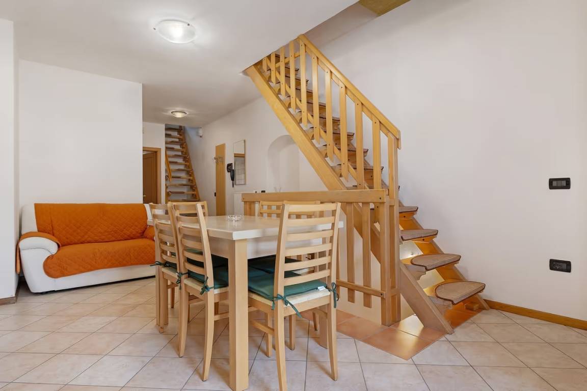 110 M² Apartment ∙ 3 Bedrooms ∙ 6 Guests - Comano
