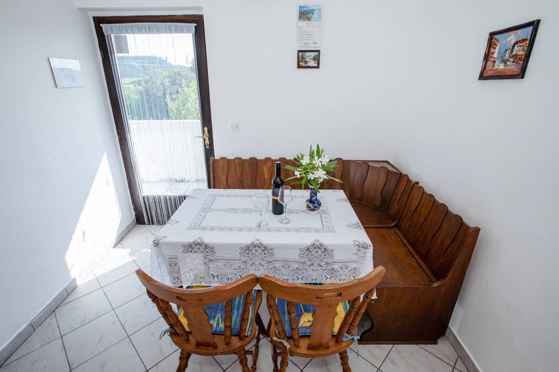28 M² Ferienwohnung ∙ 1 Schlafzimmer ∙ 4 Gäste - Lopar