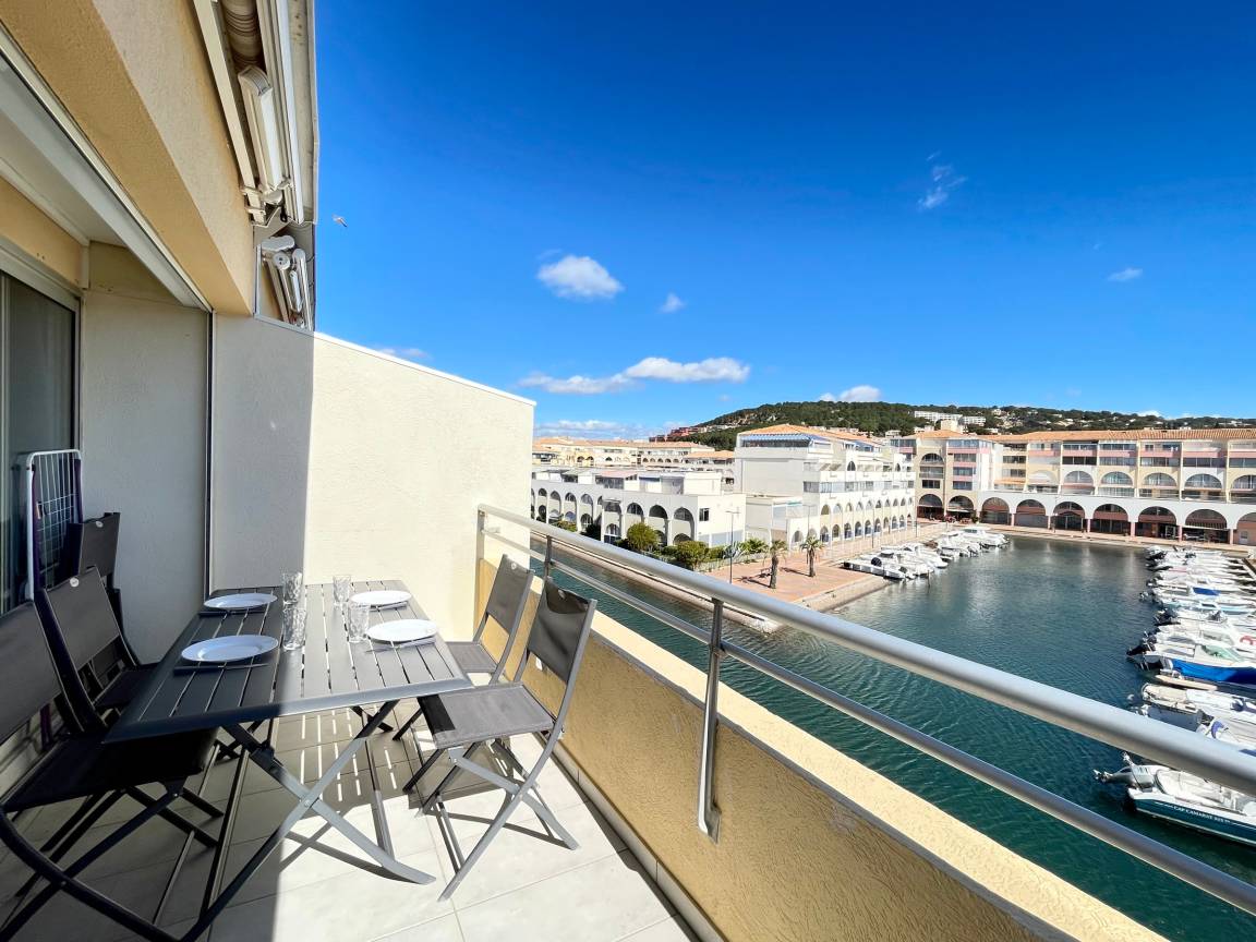 38 M² Studio Flat ∙ 1 Bedroom ∙ 6 Guests - Sète