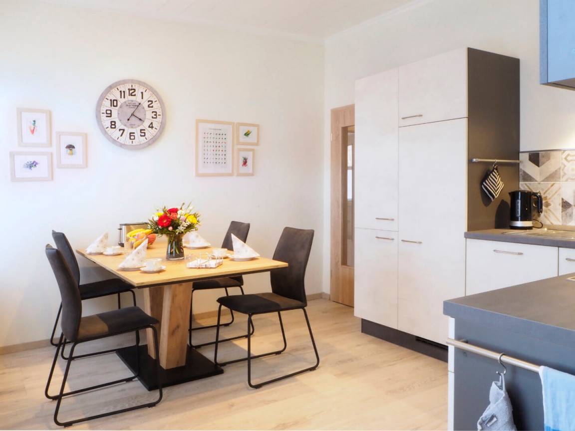 90 m² Ferienwohnung ∙ 3 Schlafzimmer ∙ 6 Gäste – Bild 10