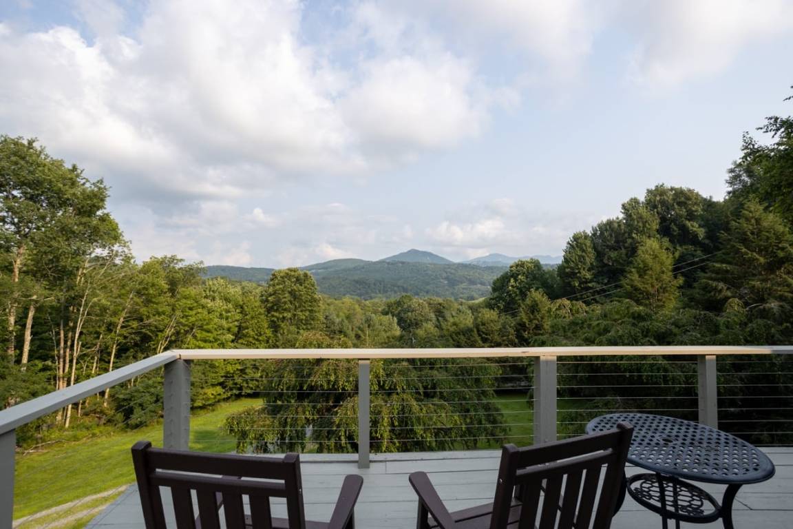 112 M² Cabin ∙ 4 Bedrooms ∙ 10 Guests - Banner Elk, NC