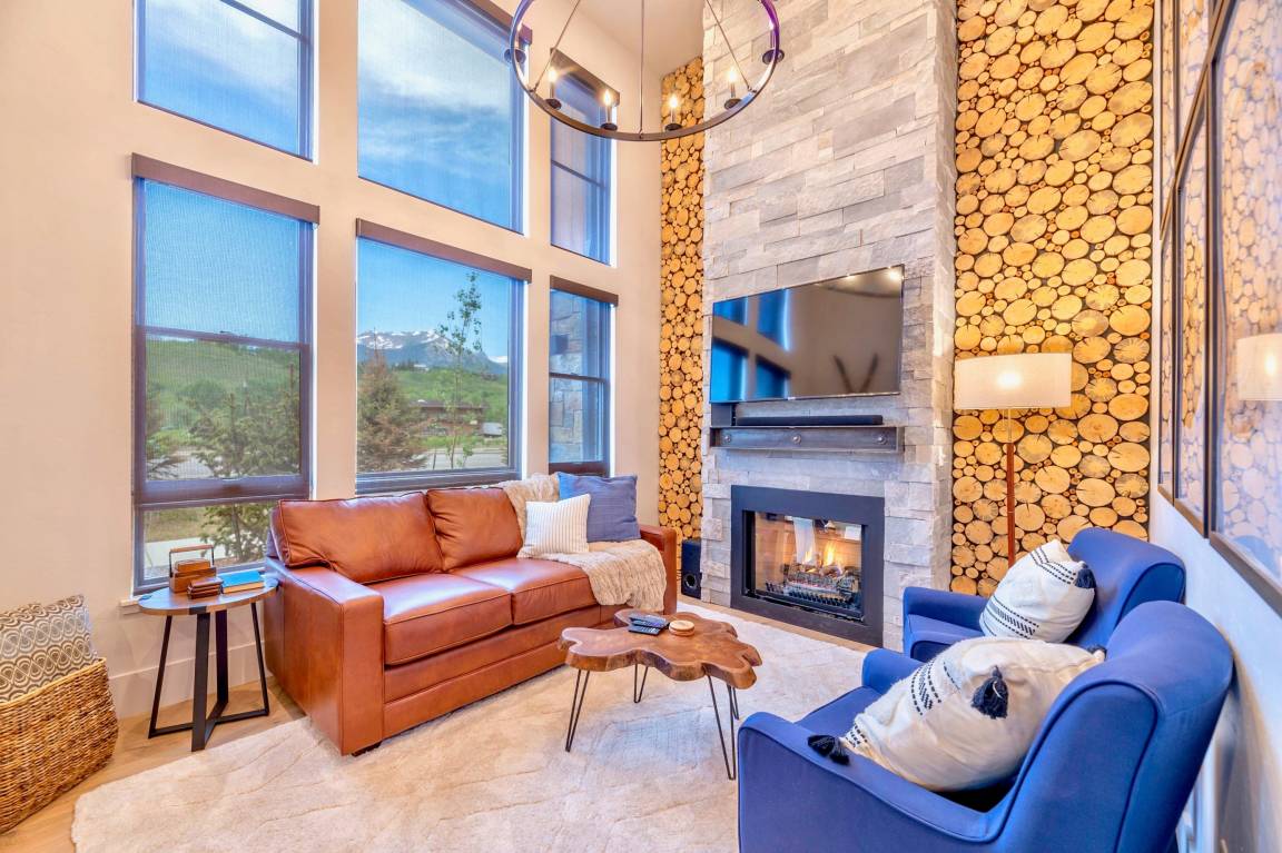 Apartment ∙ 2 Bedrooms ∙ 6 Guests - Silverthorne, CO