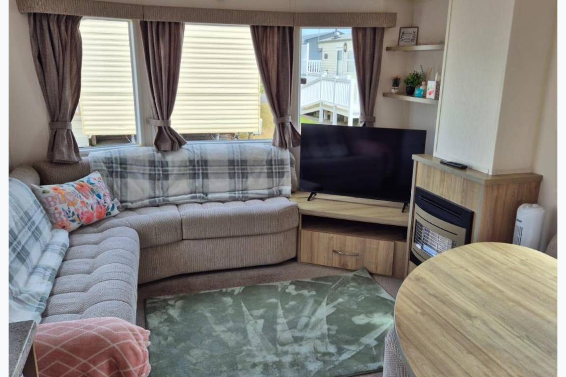 50 M² Cabin ∙ 2 Bedrooms ∙ 4 Guests - Rhyl