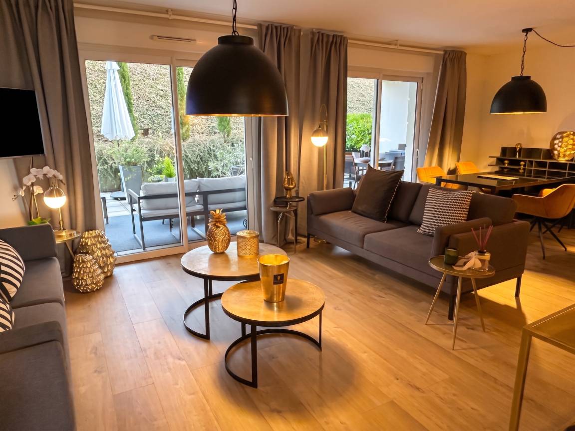 83 M² Apartamento ∙ 2 Habitaciones ∙ 4 Huéspedes - Carouge