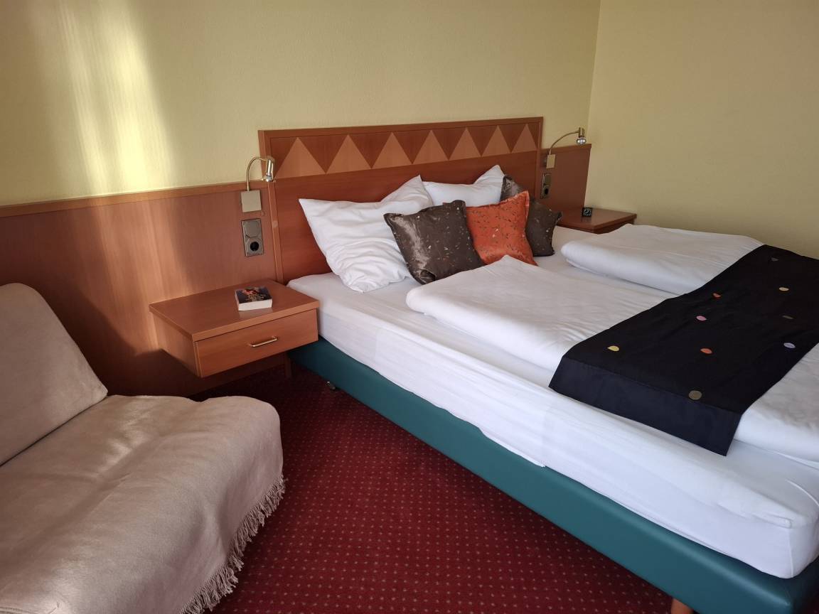 Ferienhaus ∙ 6 Schlafzimmer ∙ 16 Gäste - Grafenau