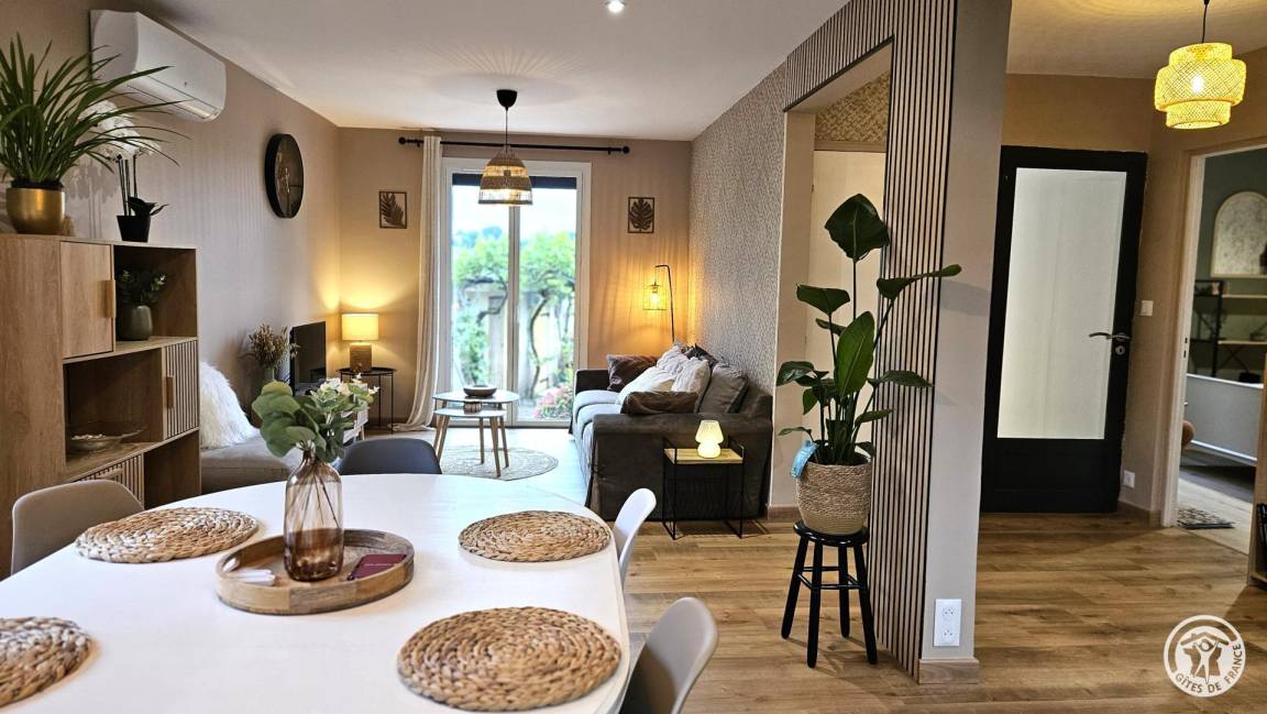 70 m² Gîte ∙ 1 Schlafzimmer ∙ 2 Gäste – Bild 6