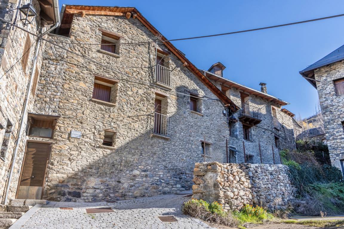 50 M² Apartamento ∙ 1 Habitación ∙ 2 Huéspedes - El Pont de Suert