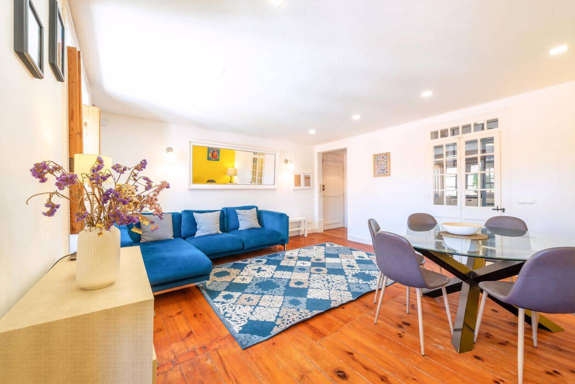 100 M² Apartamento ∙ 3 Quartos ∙ 6 Hóspedes - Amadora