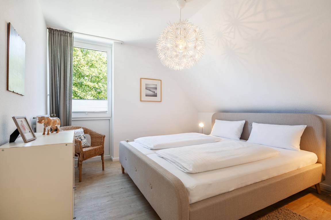 65 m² Ferienwohnung ∙ 2 Schlafzimmer ∙ 4 Gäste – Bild 3
