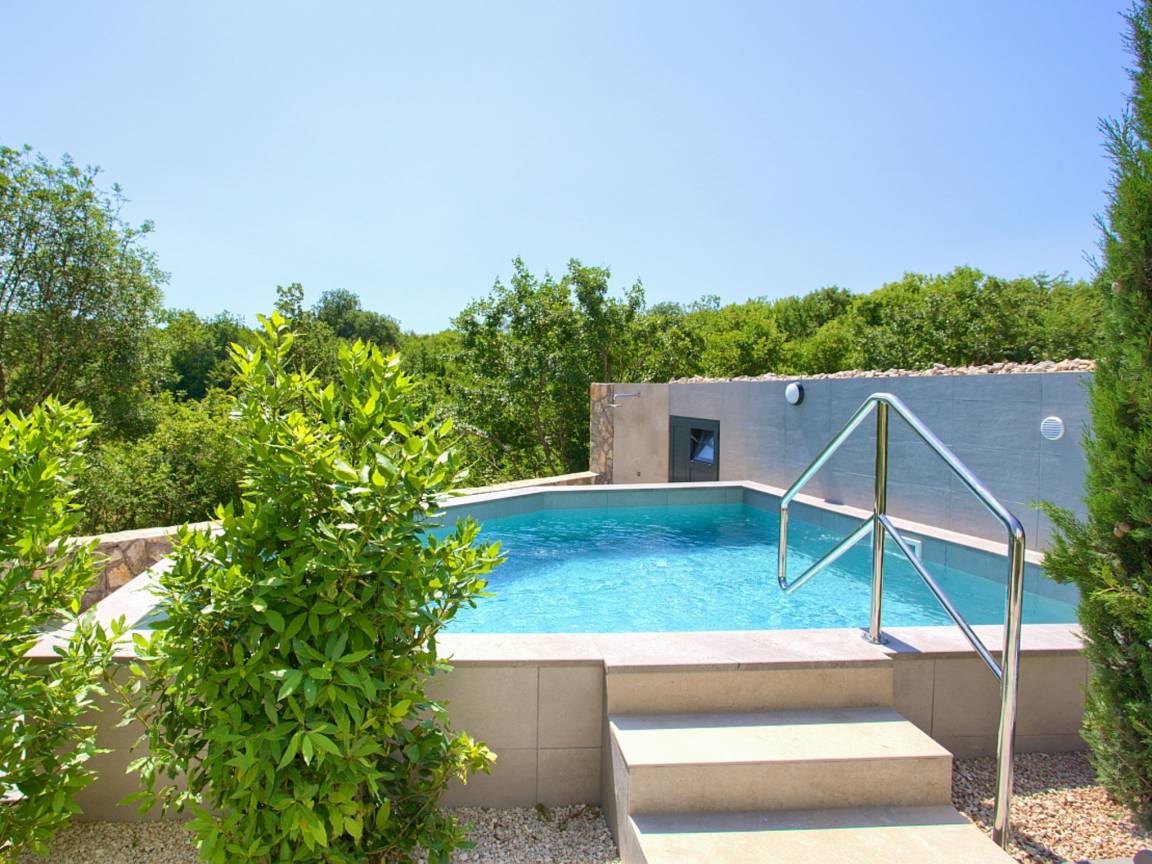 100 M² House ∙ 2 Bedrooms ∙ 6 Guests - Krk