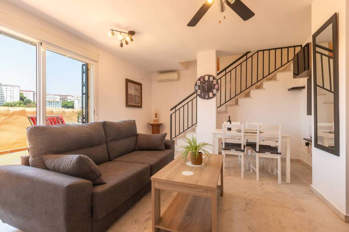 80 M² Ferienwohnung ∙ 2 Schlafzimmer ∙ 4 Gäste - Marbella
