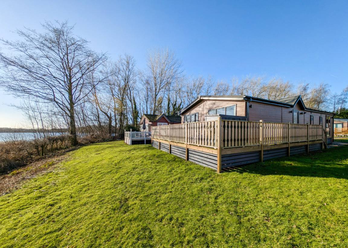 Chalet ∙ 3 Bedrooms ∙ 6 Guests - Lancashire