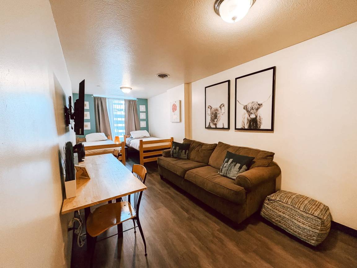 Apartment ∙ 1 Bedroom ∙ 2 Guests - National Aviary, Pittsburgh