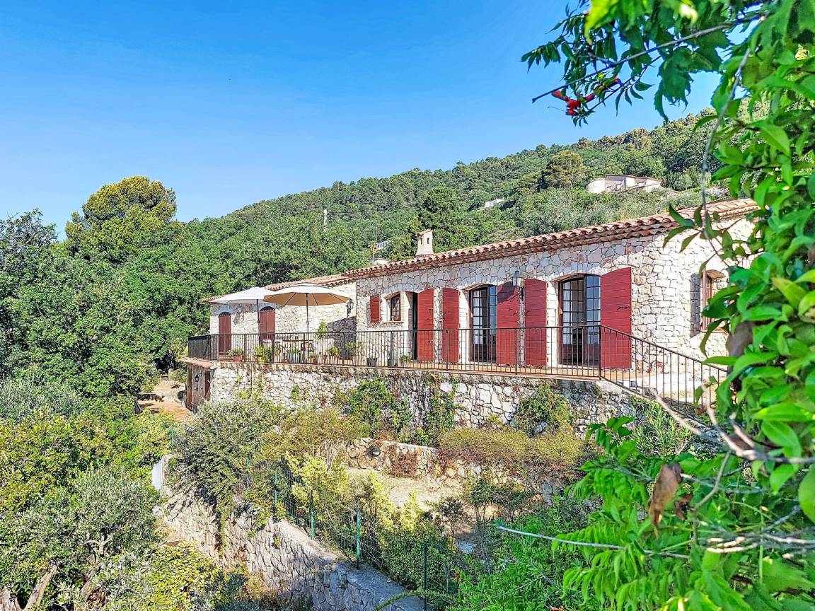 170 M² House ∙ 4 Bedrooms ∙ 8 Guests - Grasse