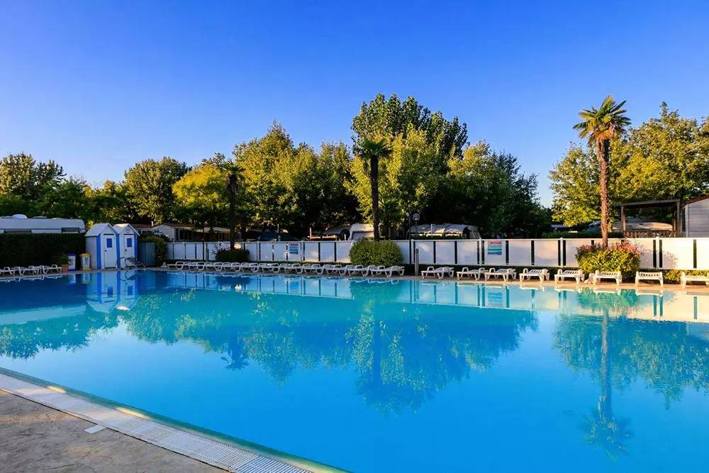 24 M² Casa Mobile ∙ 2 Camere Da Letto ∙ 5 Ospiti - Lago di Garda