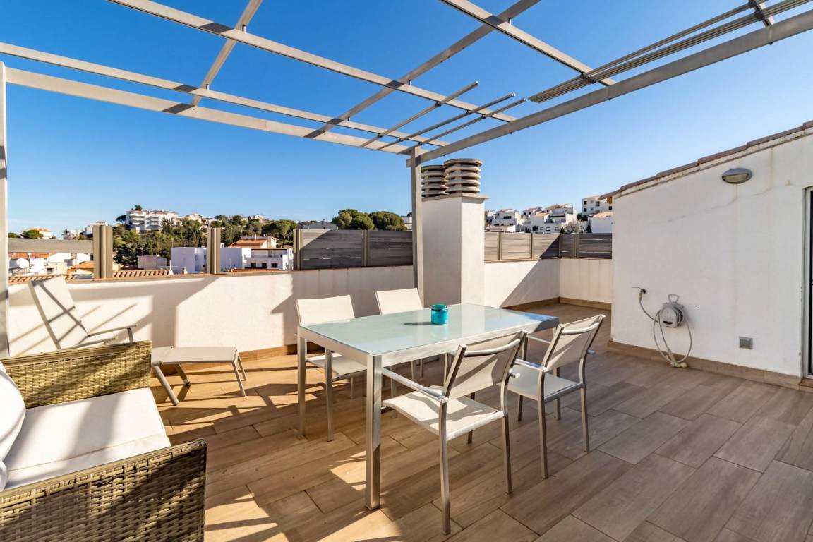 65 M² Apartamento ∙ 2 Habitaciones ∙ 4 Huéspedes - Llançà