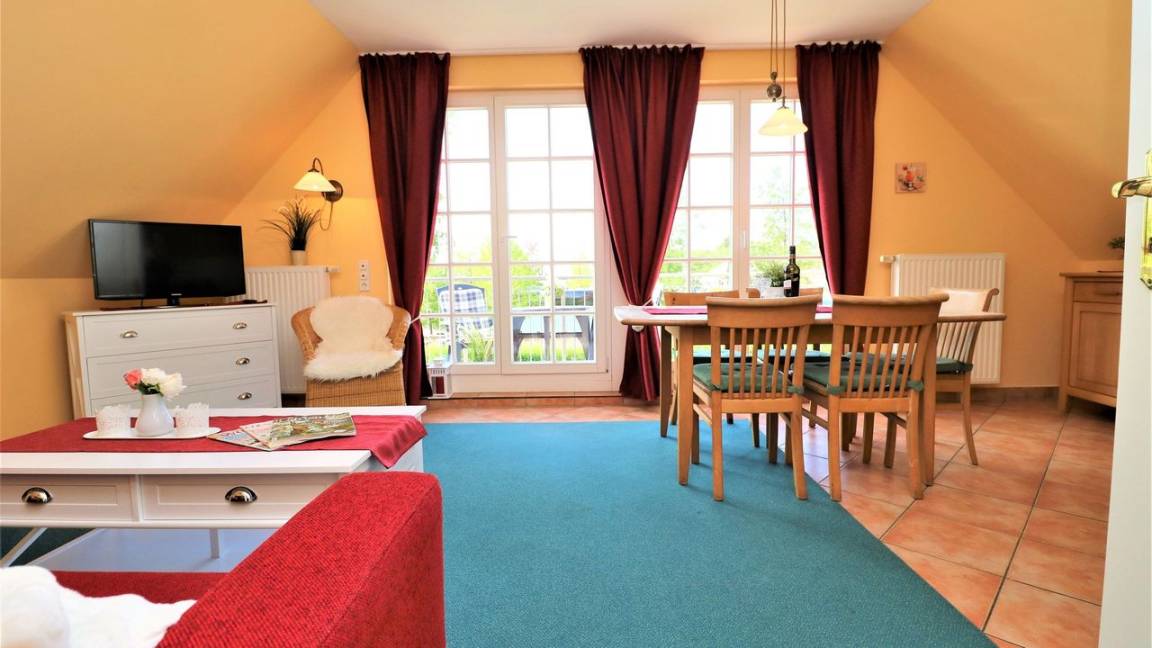 73 M² Ferienwohnung ∙ 2 Schlafzimmer ∙ 6 Gäste - Dierhagen